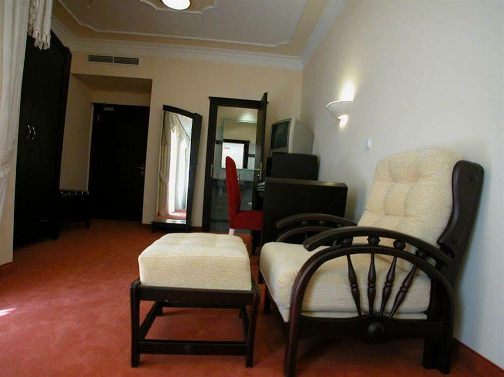 Hotel Atlas - Munich — Fotos 1