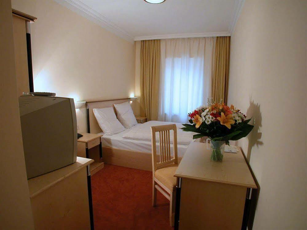 Hotel Atlas - Munich — Fotos 3