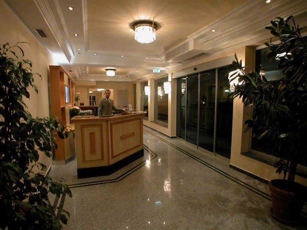 Hotel Atlas - Munich, Munich